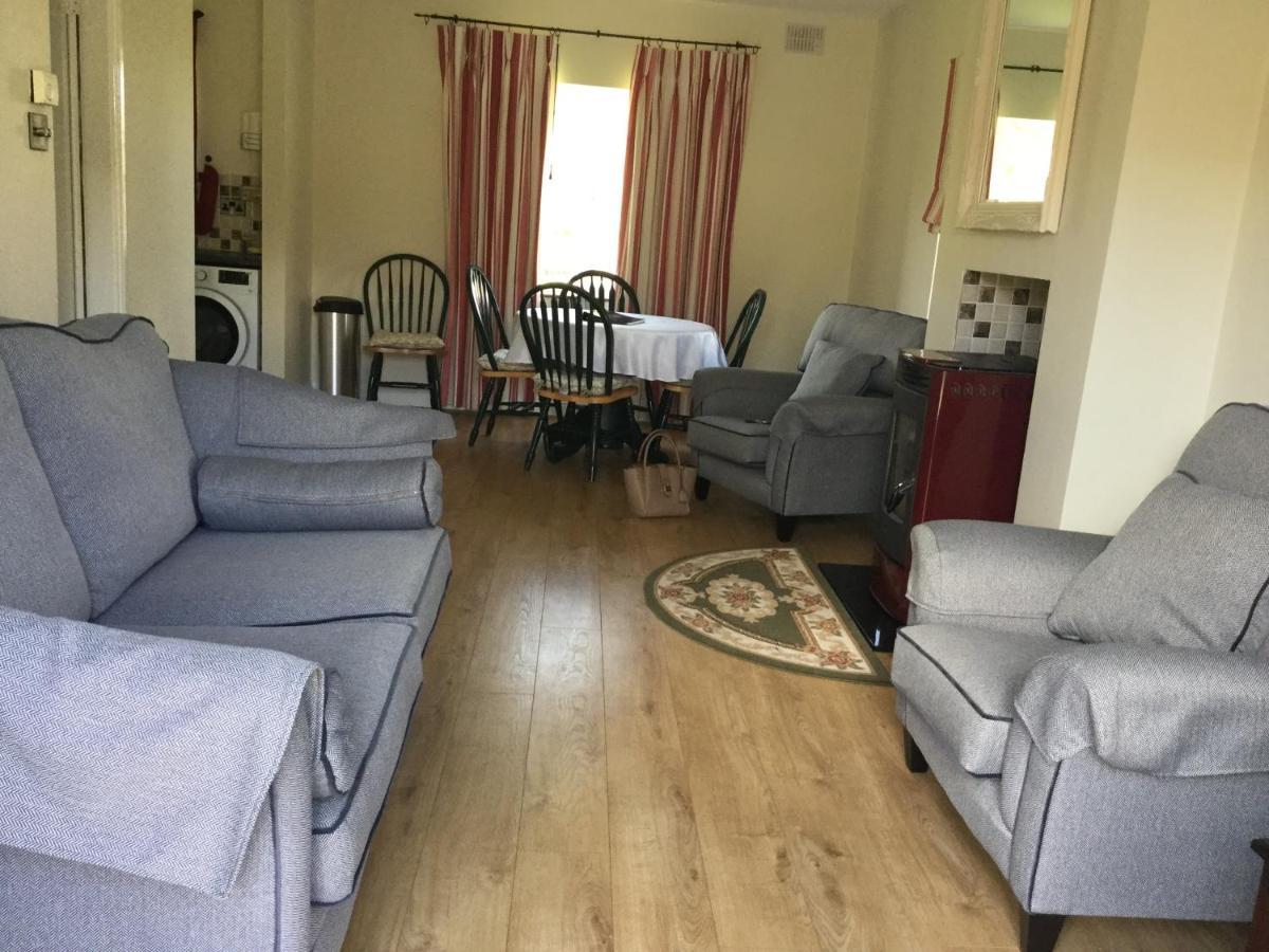 Adare Luxury Riverside Apartment Limerick Junction エクステリア 写真