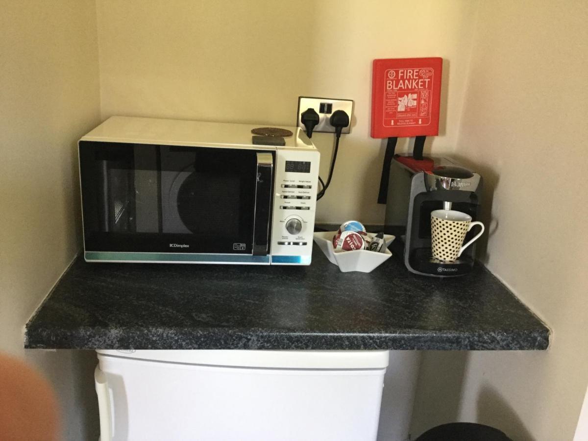Adare Luxury Riverside Apartment Limerick Junction エクステリア 写真